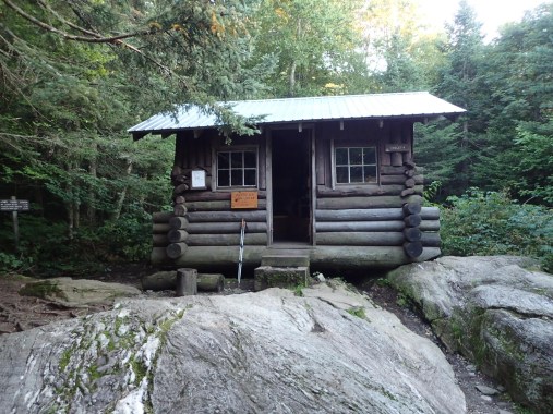 Montclair Glen Lodge Built 1948 Renovated in 2009 Sleeps ten